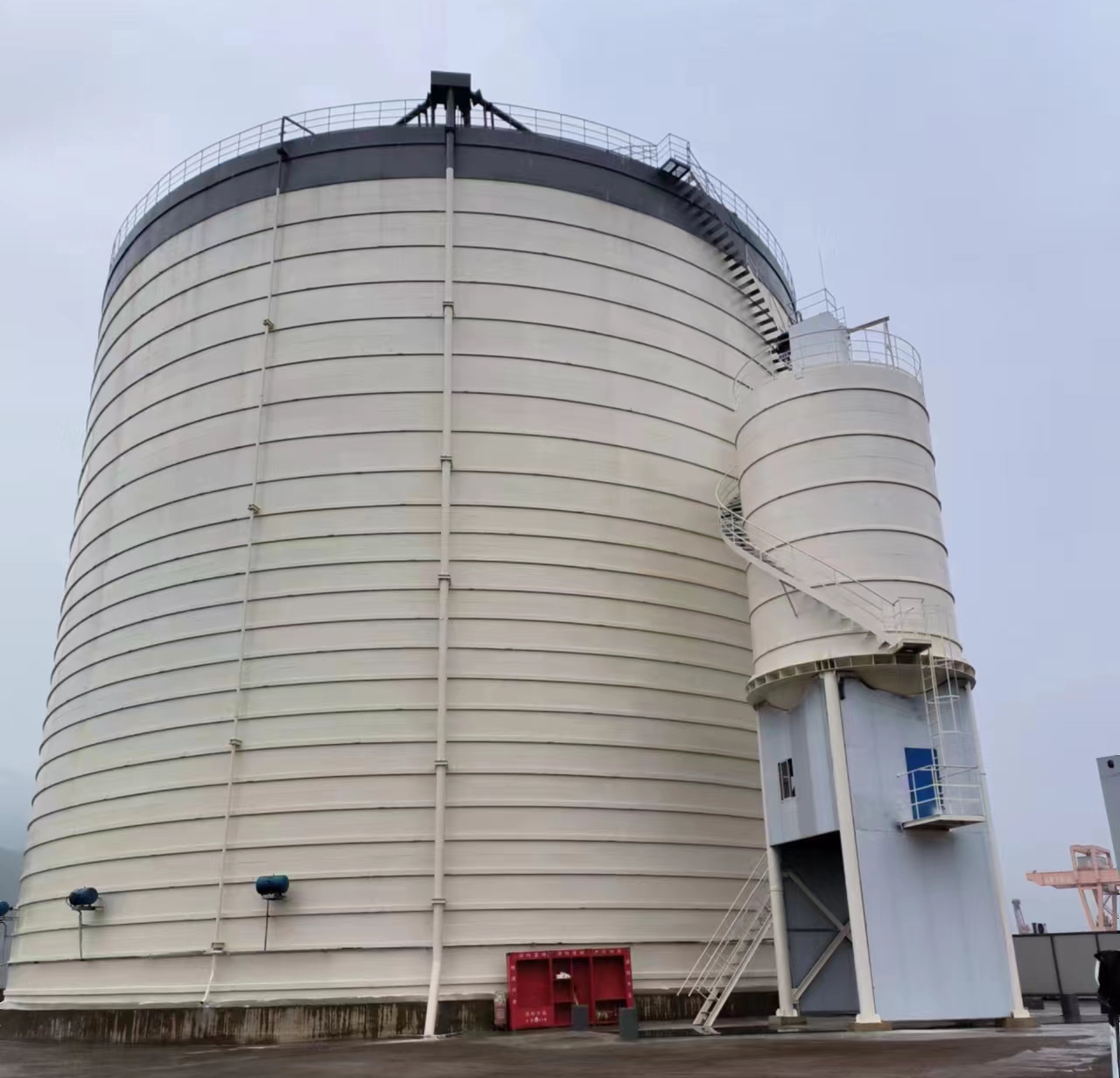 威宁10万吨水泥钢板库